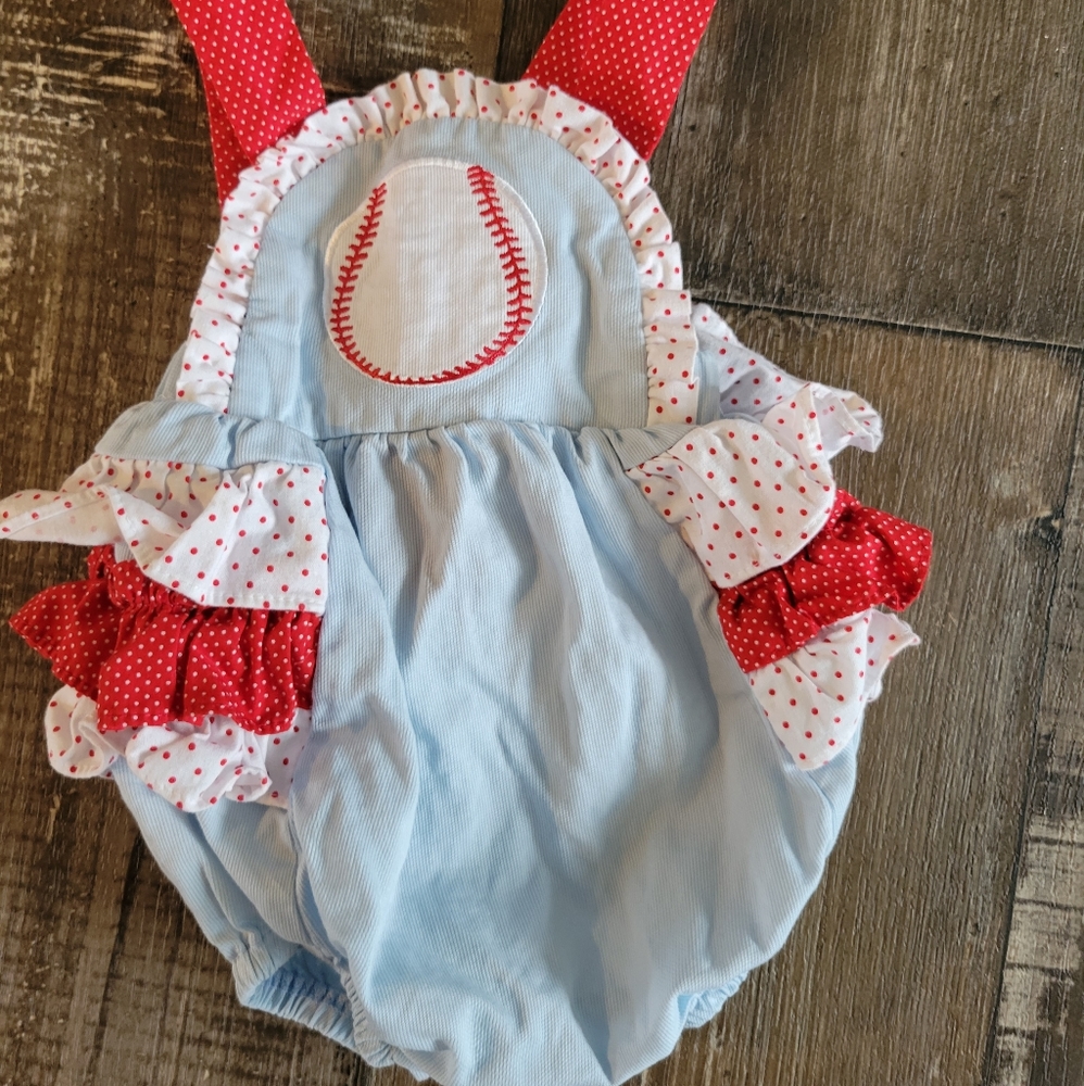 Ric rac ruffle baseball bubble